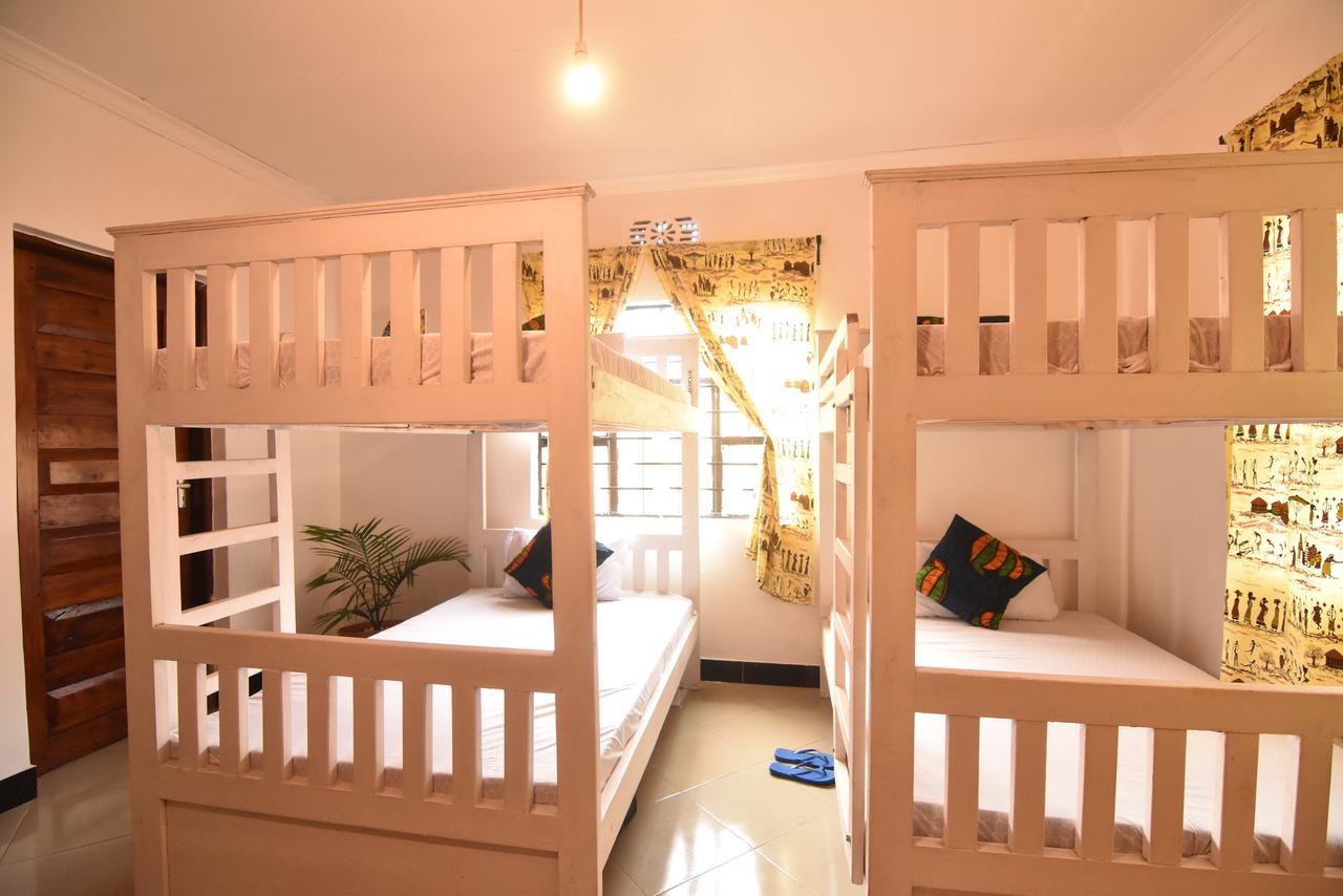 Mambo Arusha Hostel ภายนอก รูปภาพ